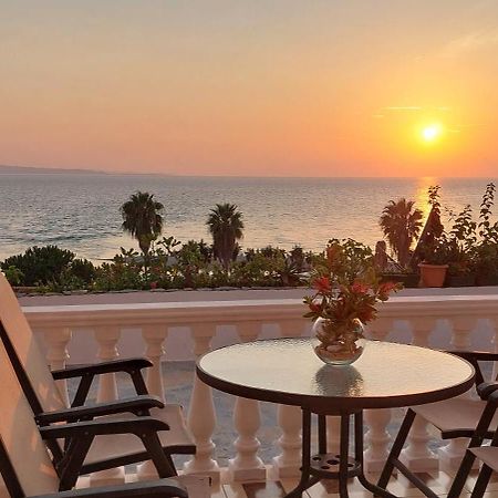 Apartment Tinka In Saranda ภายนอก รูปภาพ